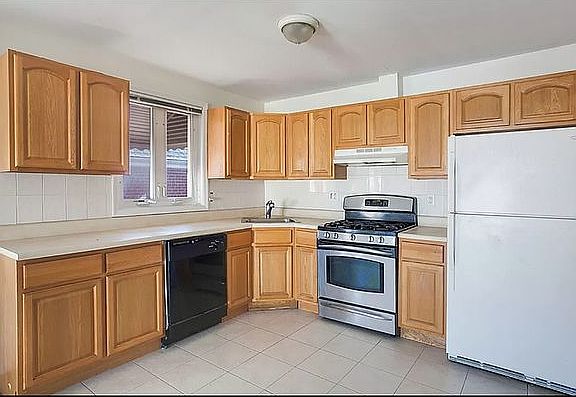 3rd image of 23-69 38th St Unit 3