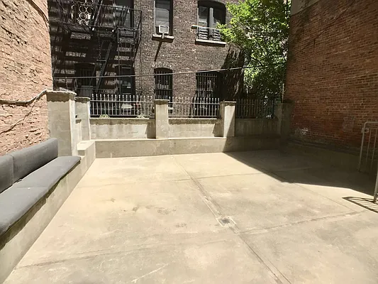 Rented by Irving Properties of New York, LLC | media 2