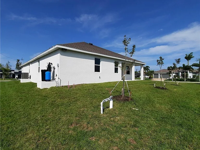 4102 NW 26th St — Photo 36