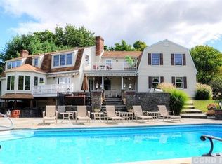 50 Mills Cross Rd, Staatsburg, NY 12580