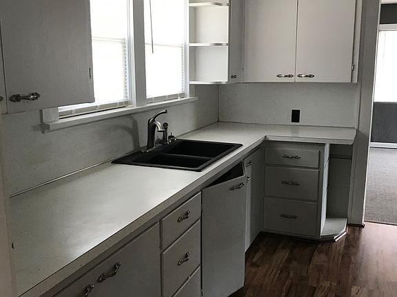 5th image of 510 N 7th St