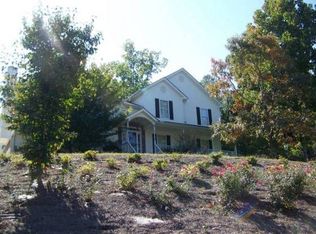 11 Home Place Rd, White, GA 30184