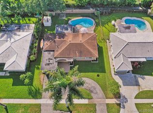 307 N 31st Rd, Hollywood, FL 33021