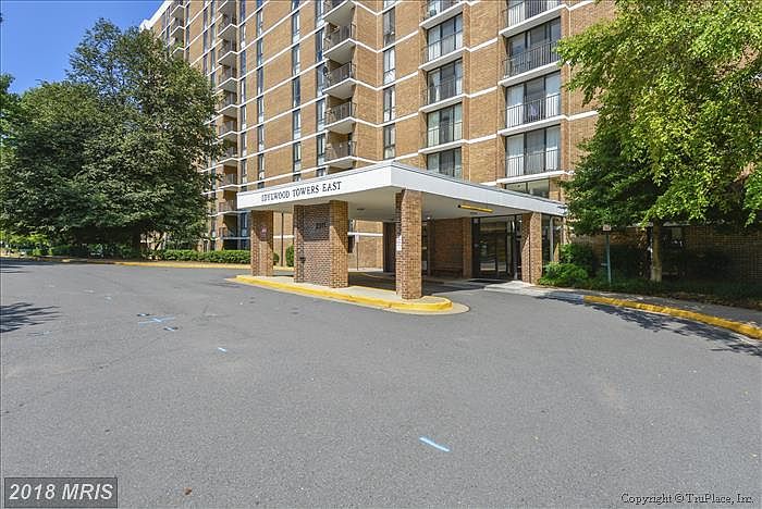 1st image of 2300 Pimmit Dr APT 406