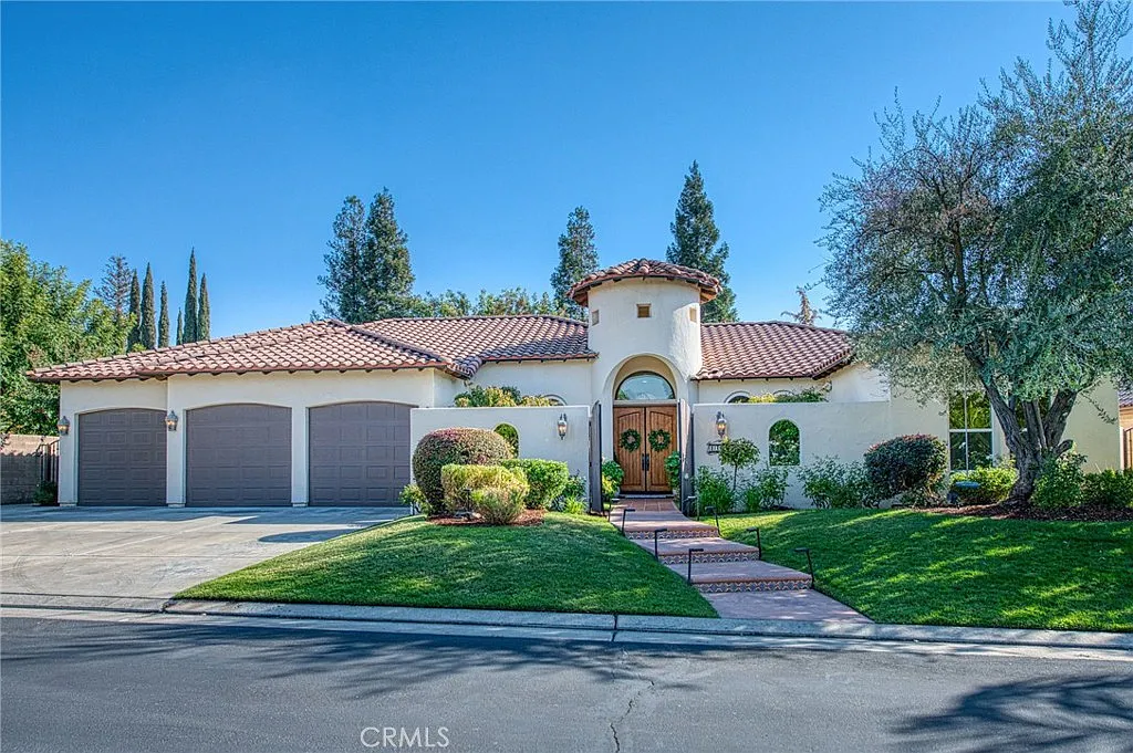 1459 E Carlyle Way photo 1