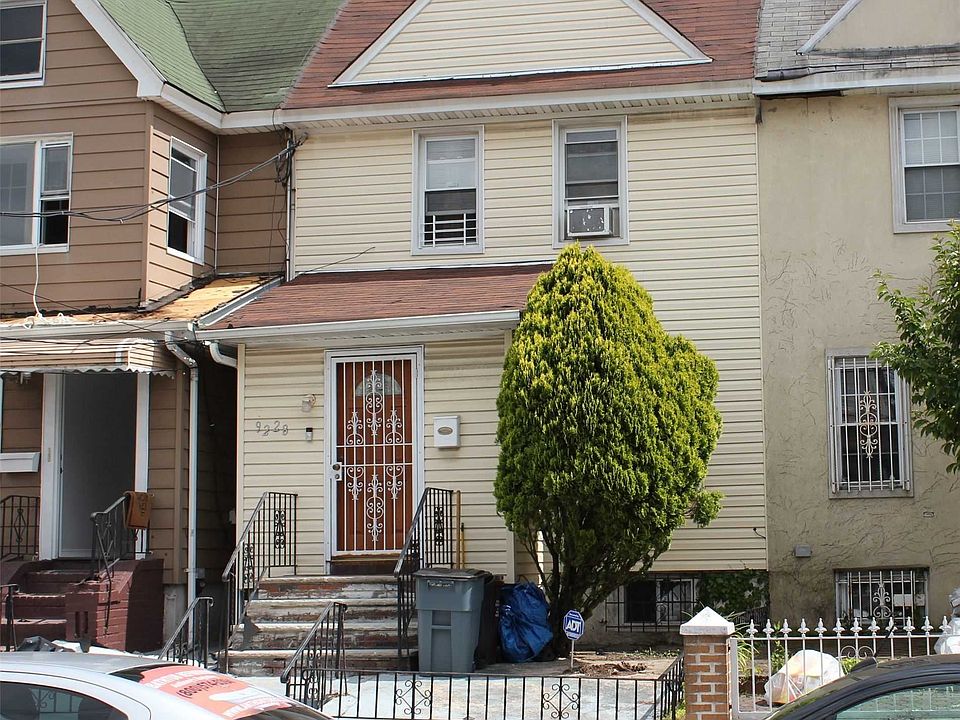 1st image of 9228 93rd Ave