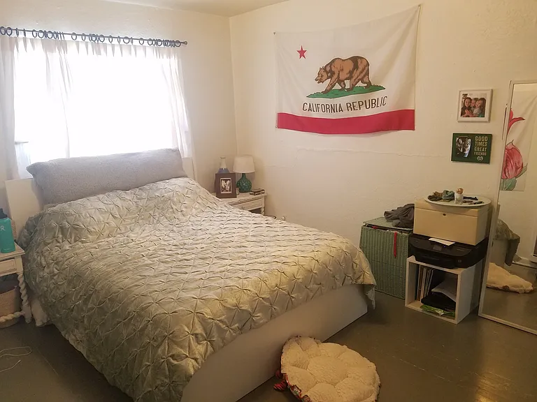 115 E Plum St #115 — Photo 6