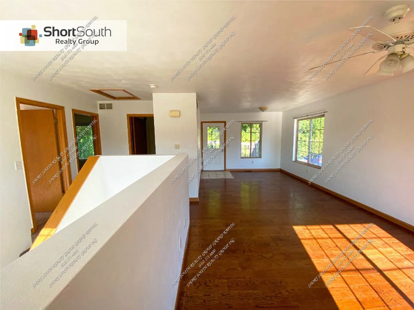 4 bed 2 bath Single Family Home — Photo 4