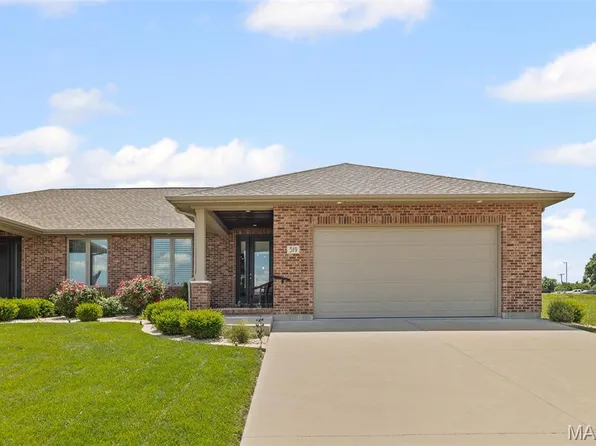 519 Legacy Dr, Waterloo, IL 62298