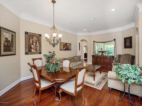 4th image of 6511 Silver Glen Dr