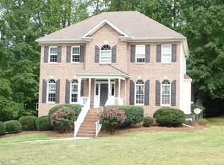 6325 Armsby Rd, Clemmons, NC 27012
