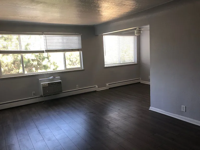 154 W Powers Cir — Photo 12