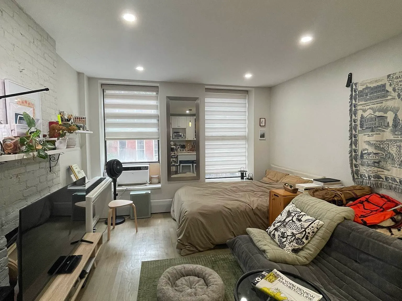 446 West 47th Street — Photo 1