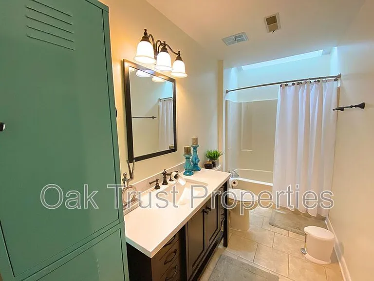 303 Christiee Ct — Photo 14