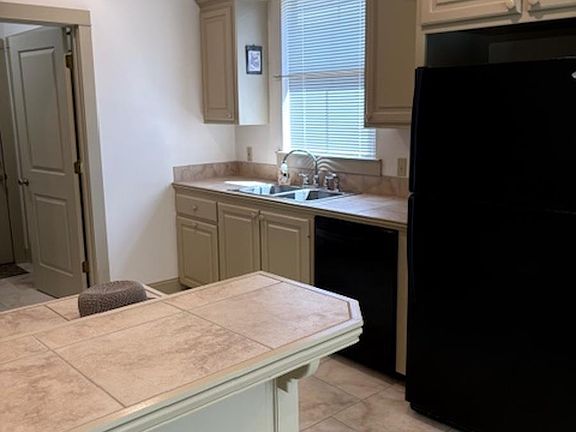 4th image of 9004 Boone Dr