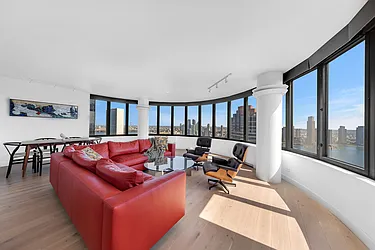 330 East 38th Street, #42N