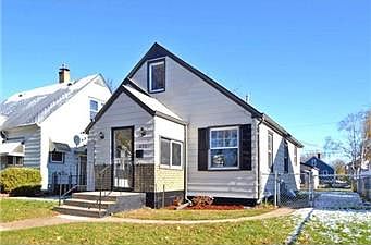 1st image of 653 4th Ave S