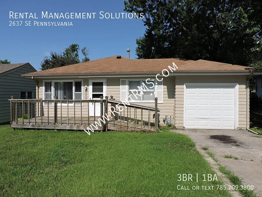 2637 SE Pennsylvania **Move In Special** — Photo 1