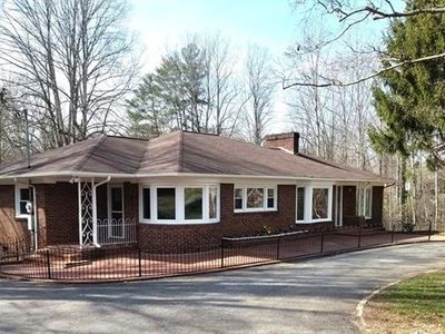 734 Southwest Blvd, Newton, NC, 28658