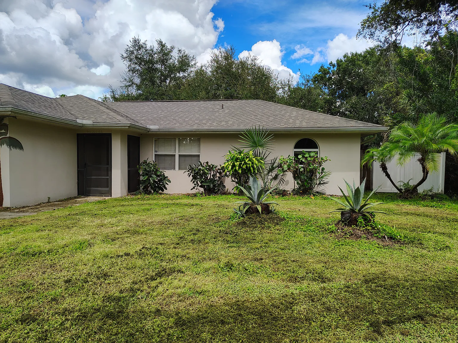 3 bed, 1600 sqft, $1,750 — Photo 2
