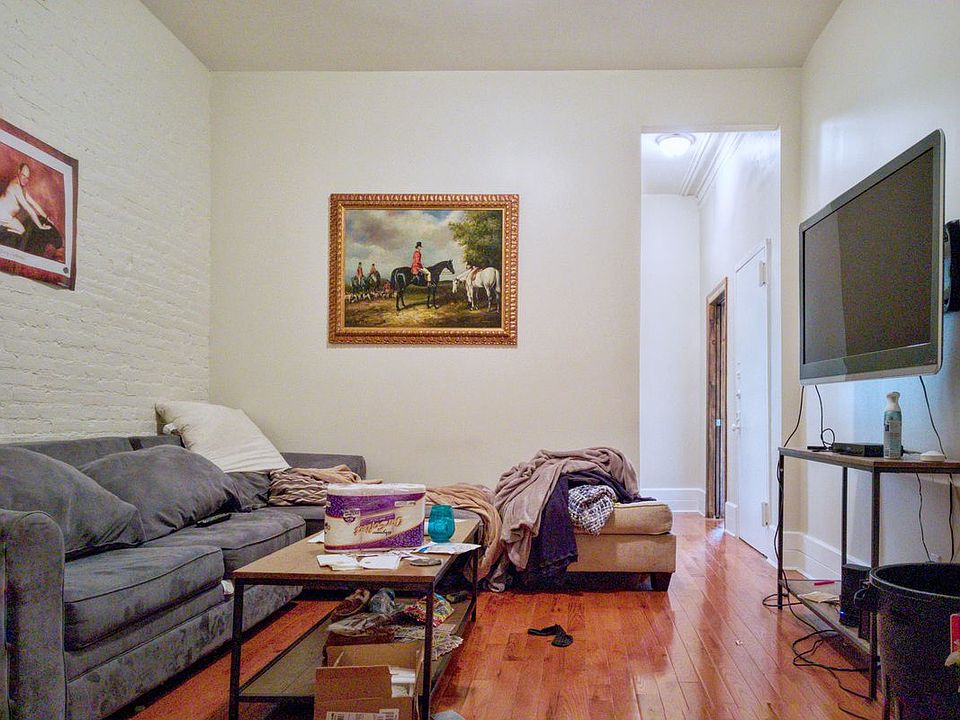1st image of 199 2nd Ave APT 2
