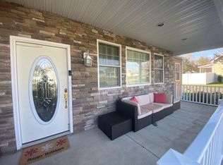 330 Sanko Dr, Olyphant, PA 18447