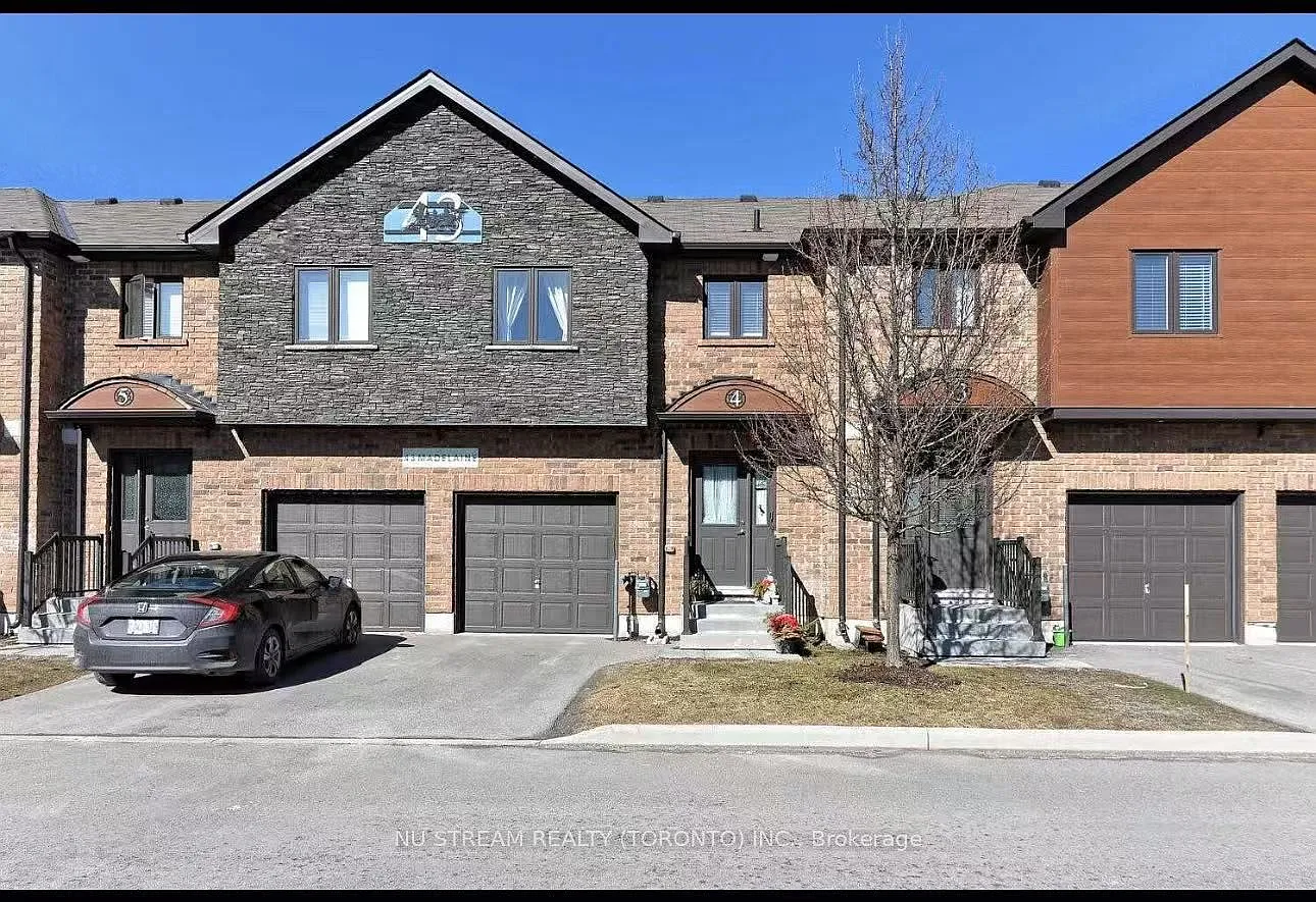 3 bed, $2,550 — Photo 1
