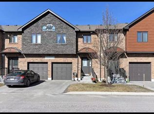 43 Madelaine Dr #4, Barrie, ON L9J 0G8