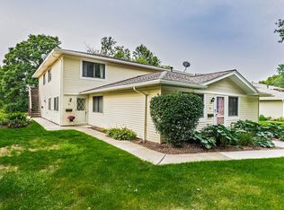 52 Milrace Dr, East Rochester, NY 14445