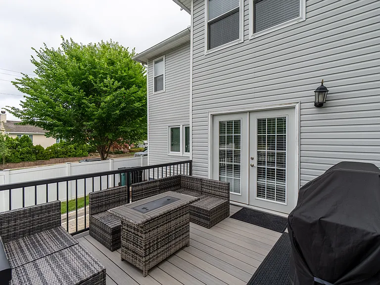 2604 Manchester Rd — Photo 49