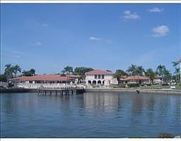 3rd image of 19029 Us Highway 19 N APT 5-1