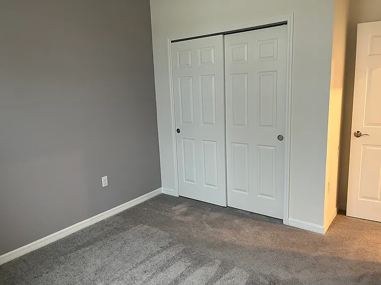1658 Blue Lagoon Cir — Photo 20