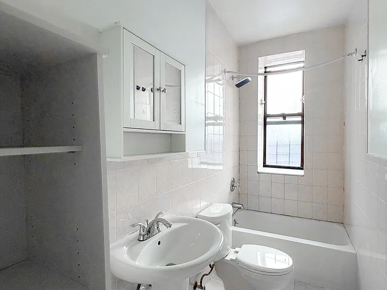 528 W 152nd St #31 — Photo 5