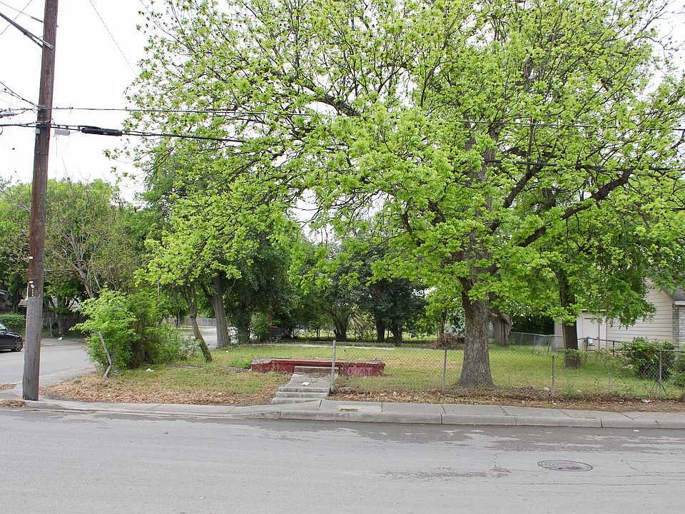 1st image of 139 S San Ignacio Ave