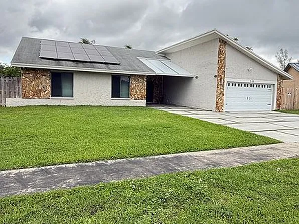 5421 NW 84th Ave, Lauderhill, FL 33351