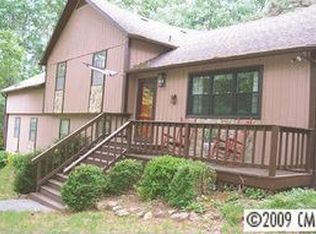 16136 Tinura Ct, Tega Cay, SC 29708