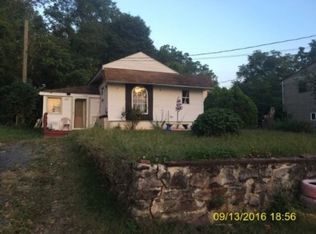 2745 Golf Course Rd, Birdsboro, PA 19508