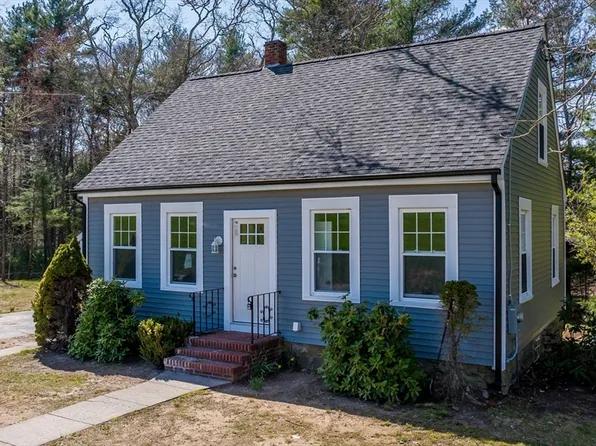 237 Hartley Rd, Rochester, MA 02770