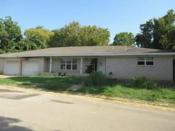 108 E 3rd St, Keene, TX 76059