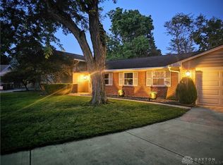 3661 Beacon Hill Ct, Dayton, OH 45440