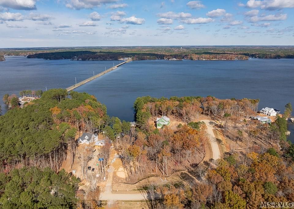 2nd image of 9 Serenity Point