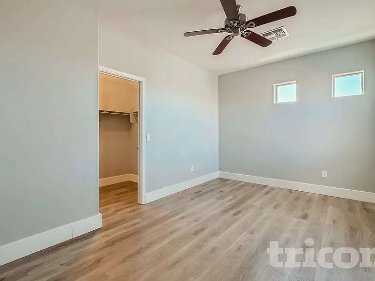 678 S Desert Haven Rd — Photo 12