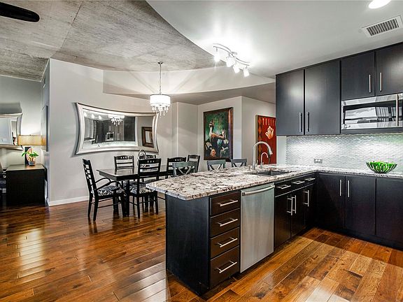 4th image of 1700 Bassett St Unit 1818