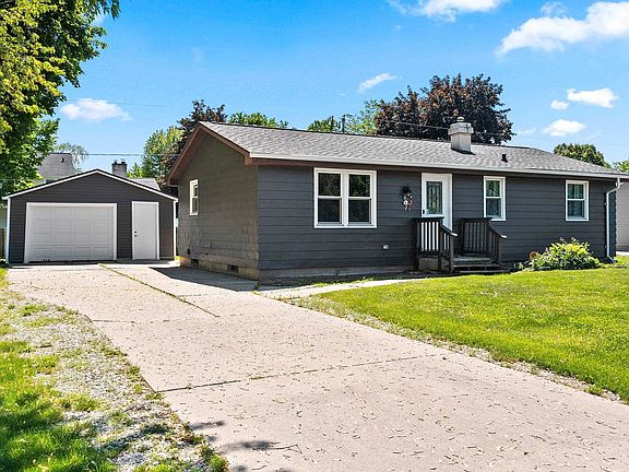 2nd image of 634 Memory Ave