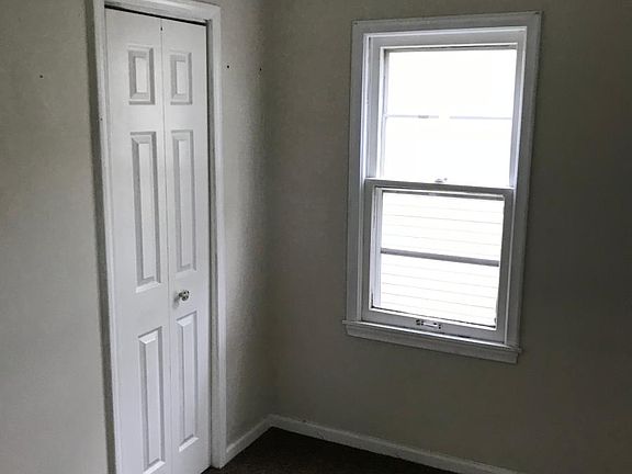 Back bedroom