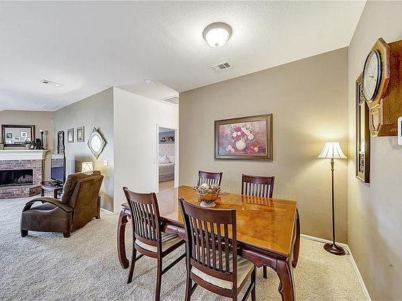 4th image of 10305 Jaybird Dr