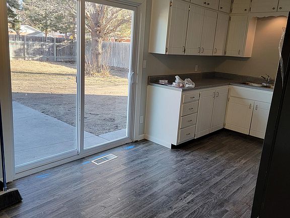 4th image of 805 W Philip Ave