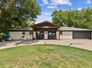 1818 Long Creek Ct, Granbury, TX 76049