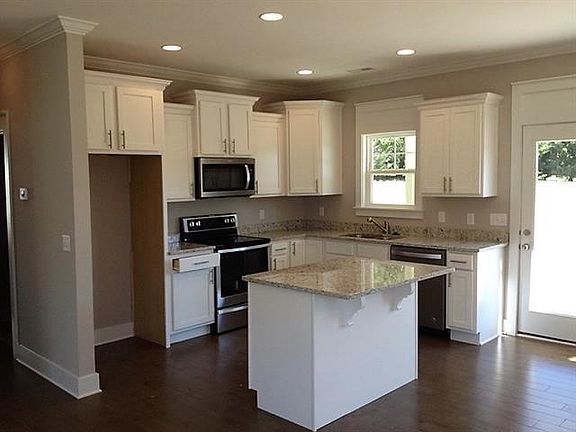 2nd image of 10 Fleeman Place Dr NE Lot 10