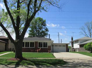 131 E Millers Rd, Des Plaines, IL 60016